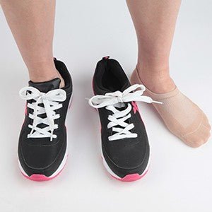 Wicking No Show Bamboo Socks Non Slip - Image 14